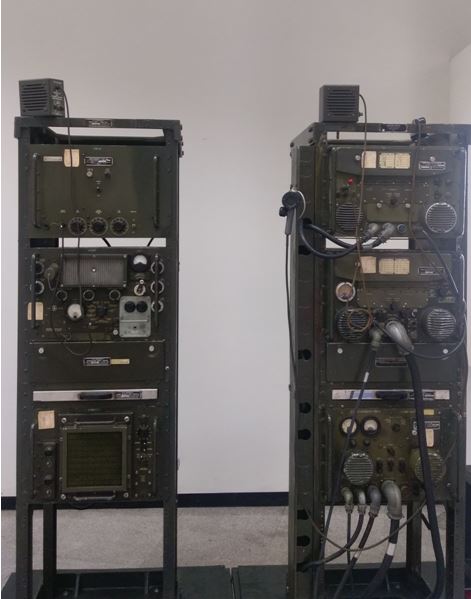 AN/GRT-3及AN/GRC-27無線電發射機